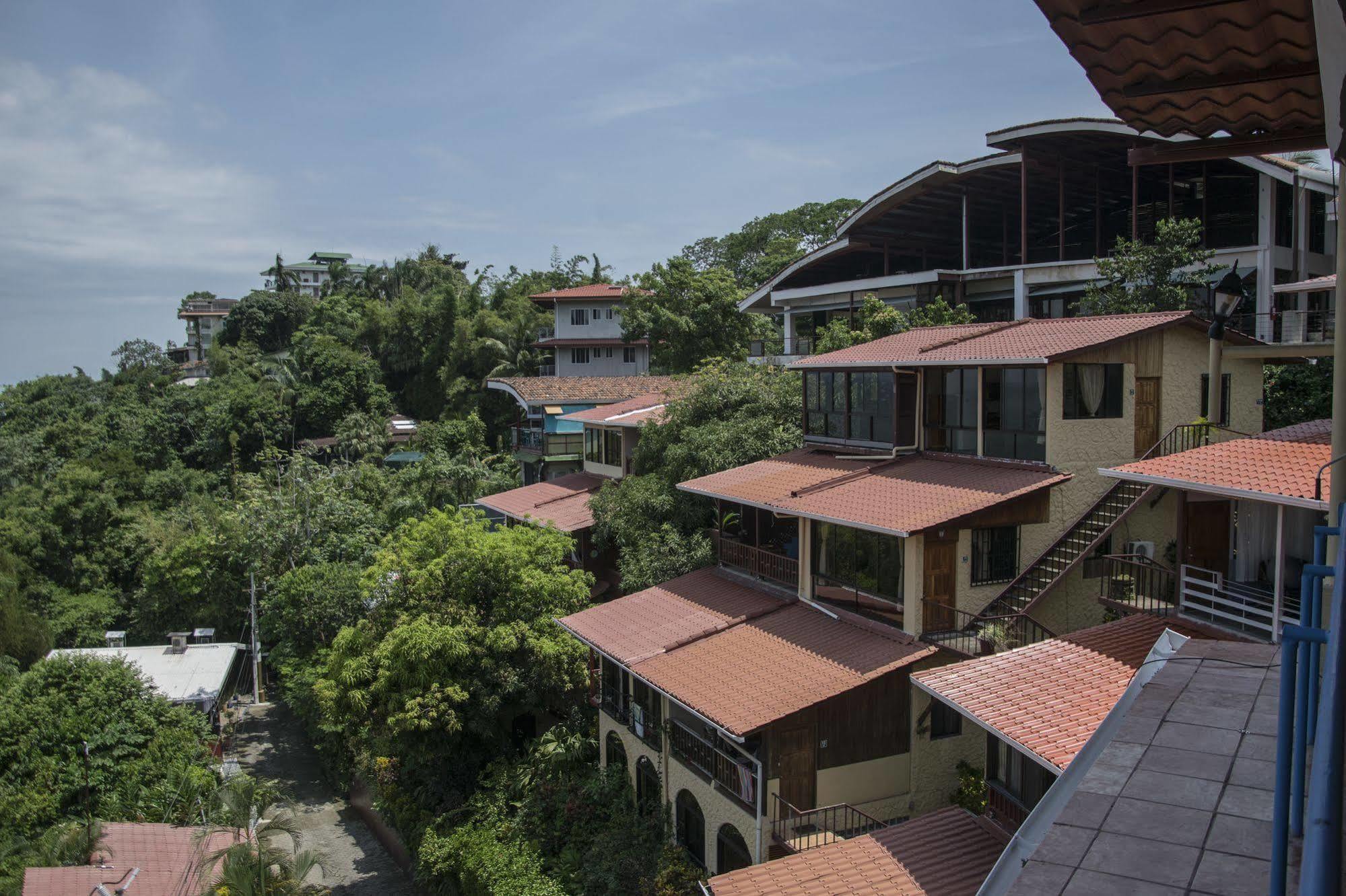 Condominio Villas El Parque Manuel Antonio Esterno foto